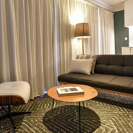 Apartment Almada 234