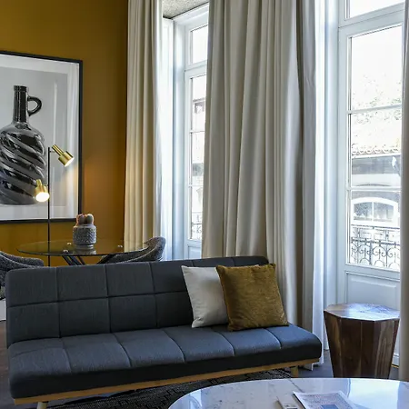 Almada 234 דירה *