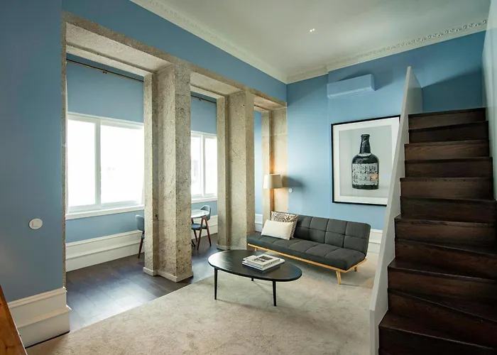 Apartment Almada 234 *